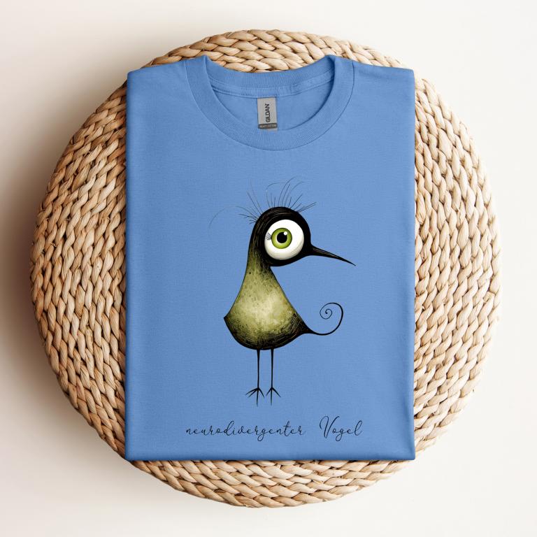 Hellblaues T-Shirt mit neurodivergentem Vogel – humorvolles Design für neurodivergente Menschen