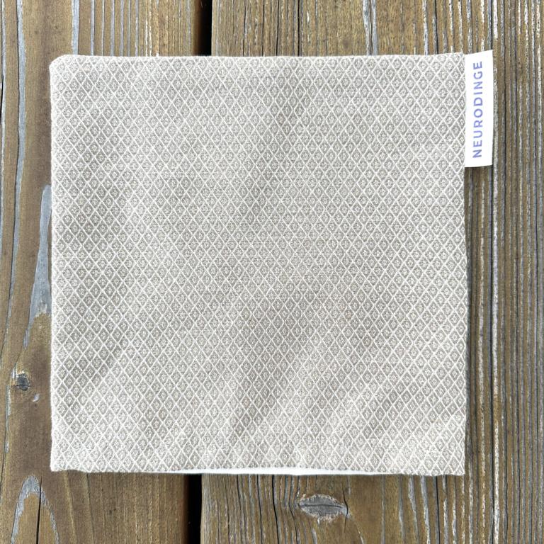 Neurodinge Kräuterkissen Extrabezug aus Biobaumwolle Vorderseite Birdseye braun, Rückseite Satin